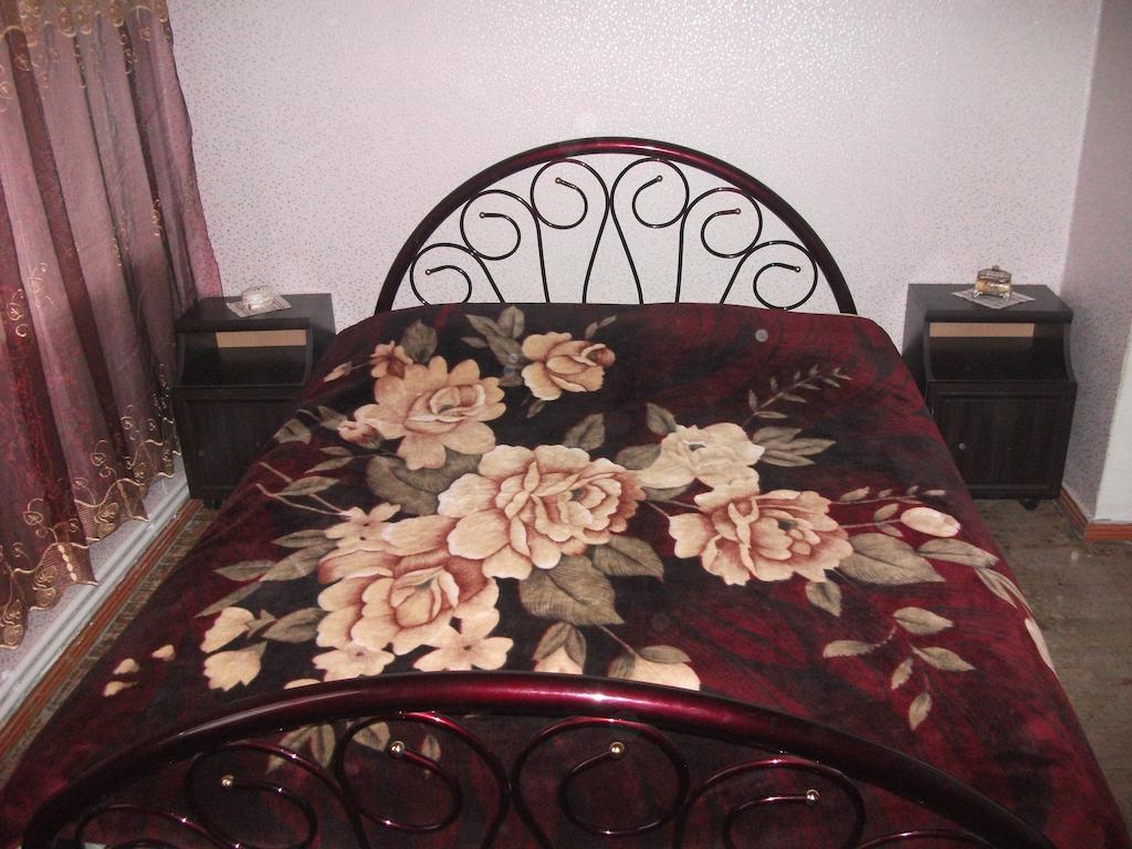 Giorgi'S Homestay Kutaisi Dış mekan fotoğraf